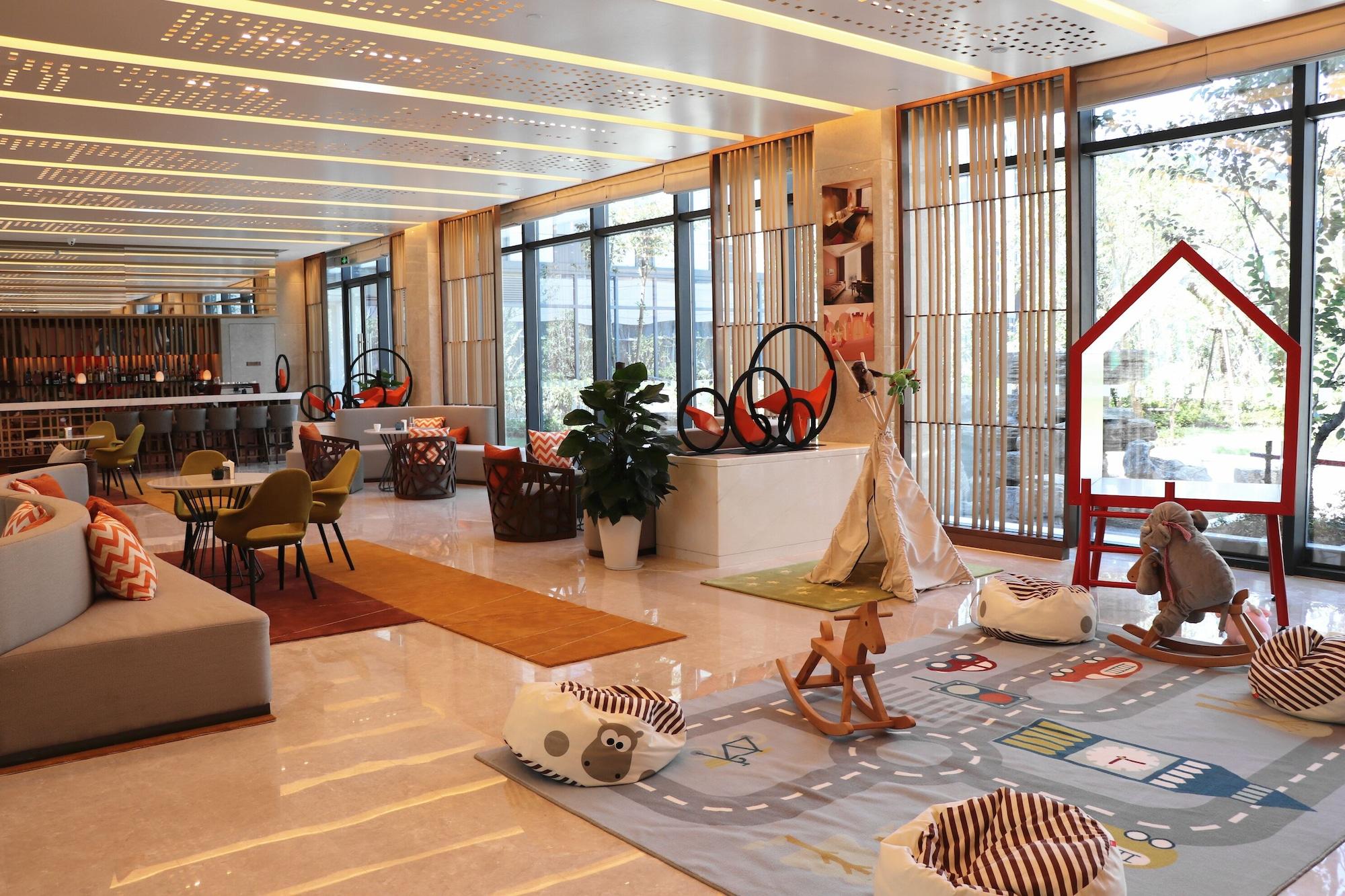 Vista Exterior Holiday Inn Wuxi Taihu New City by IHG