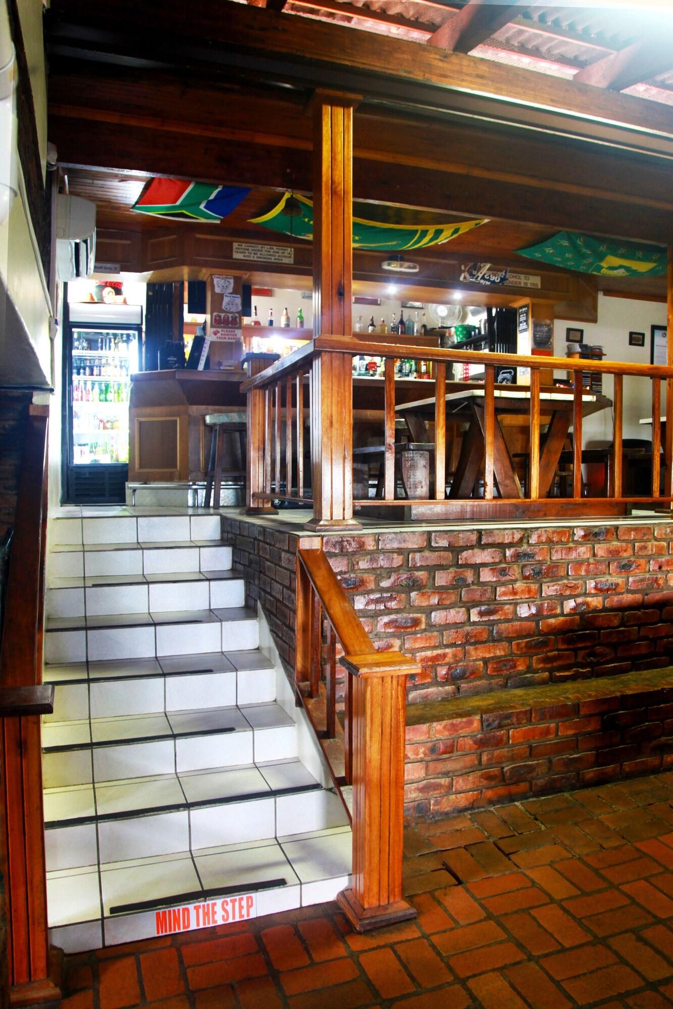 Bar/Salón Mzimayi River Lodge