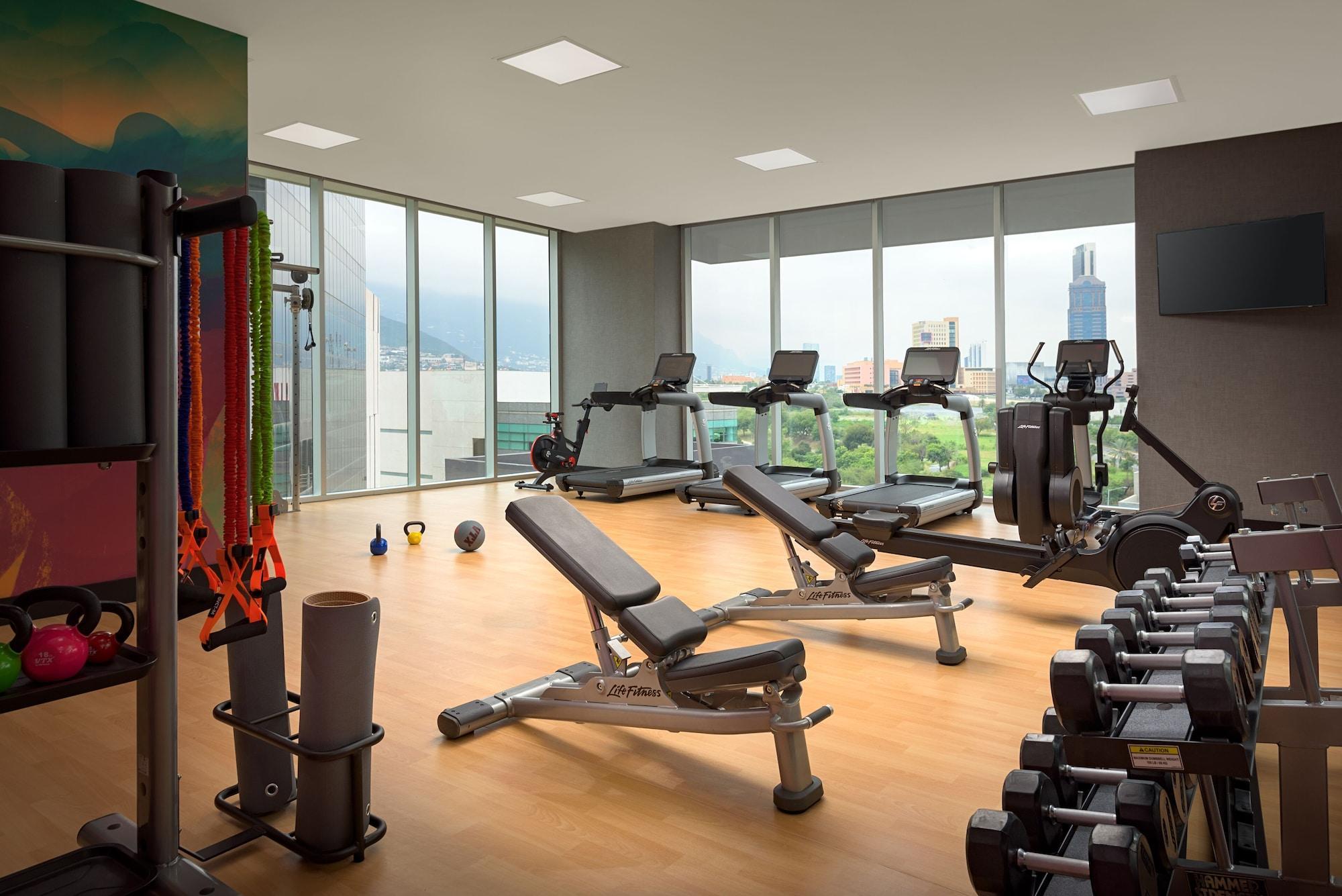 Instalaciones Recreativas Hyatt House Monterrey Valle