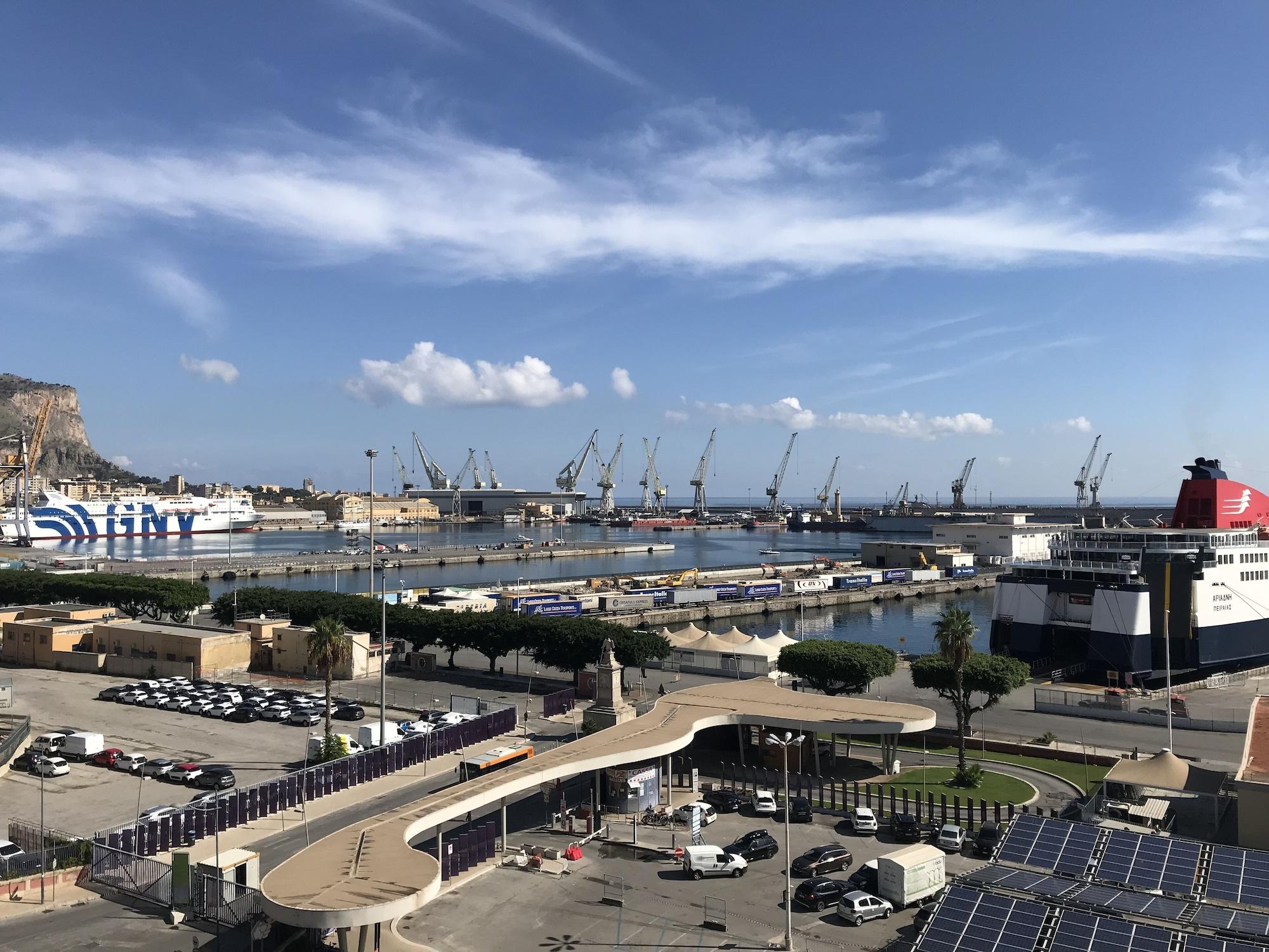 Vista Exterior B&B Questa casa non è un albergo