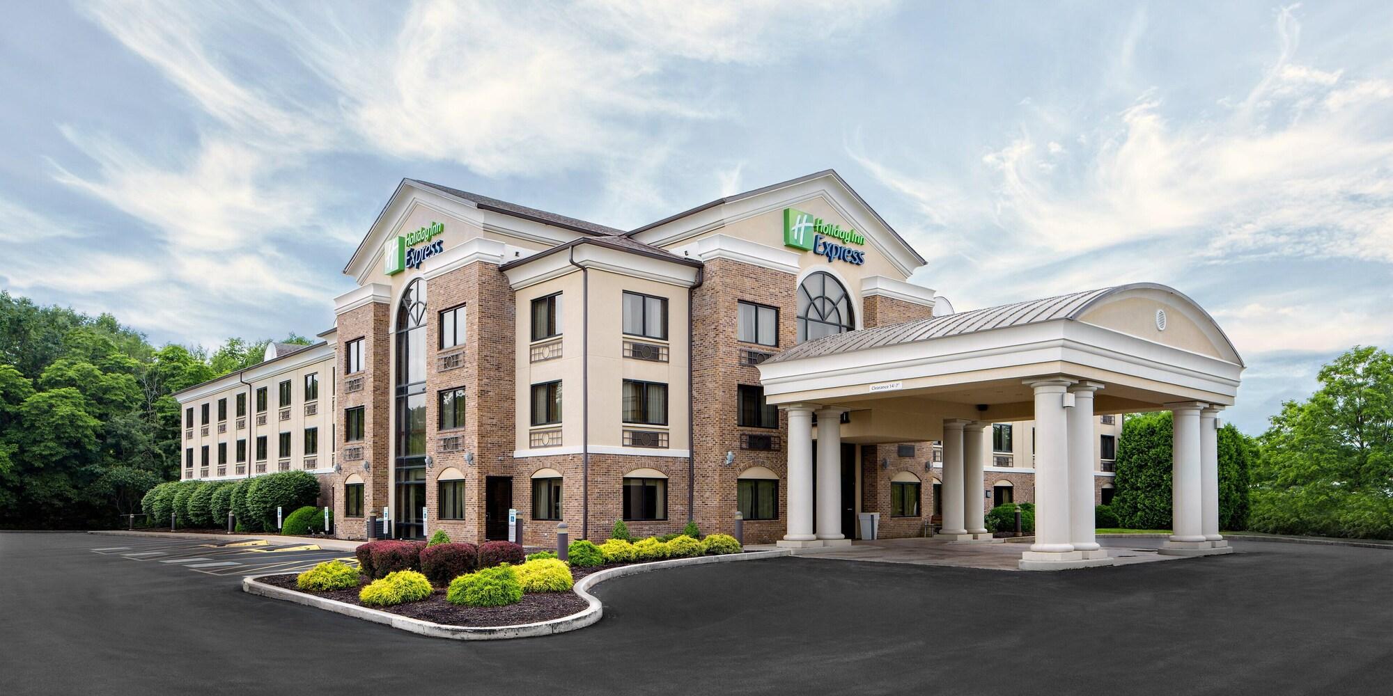 Vista Exterior Holiday Inn Express Grove City by IHG