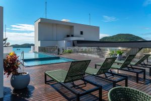 Alquiler Vacacional - 515 - Flat Moderno e Bem Localizado a 120 metros da praia de Bombinhas – Até 4 Pessoas