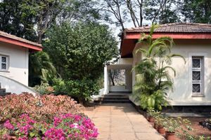 Alojamiento - Modi's Resort Karjat