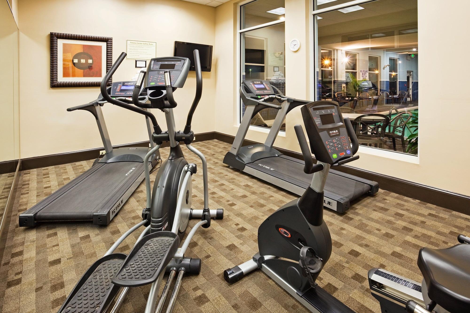 Gimnasio Holiday Inn Hotel & Suites Beaufort at Highway 21 by IHG