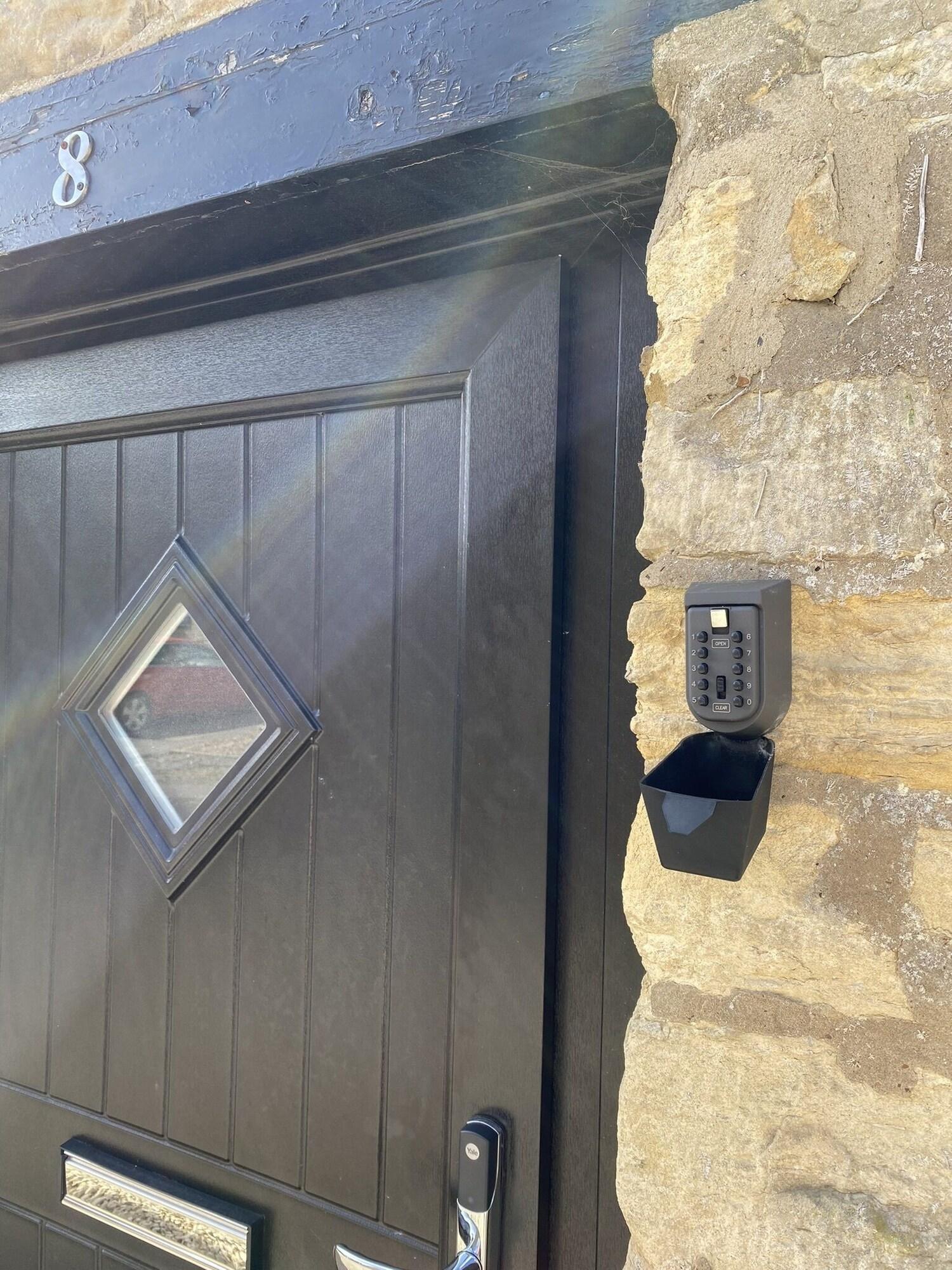Vista Lobby The Roade House Rooms