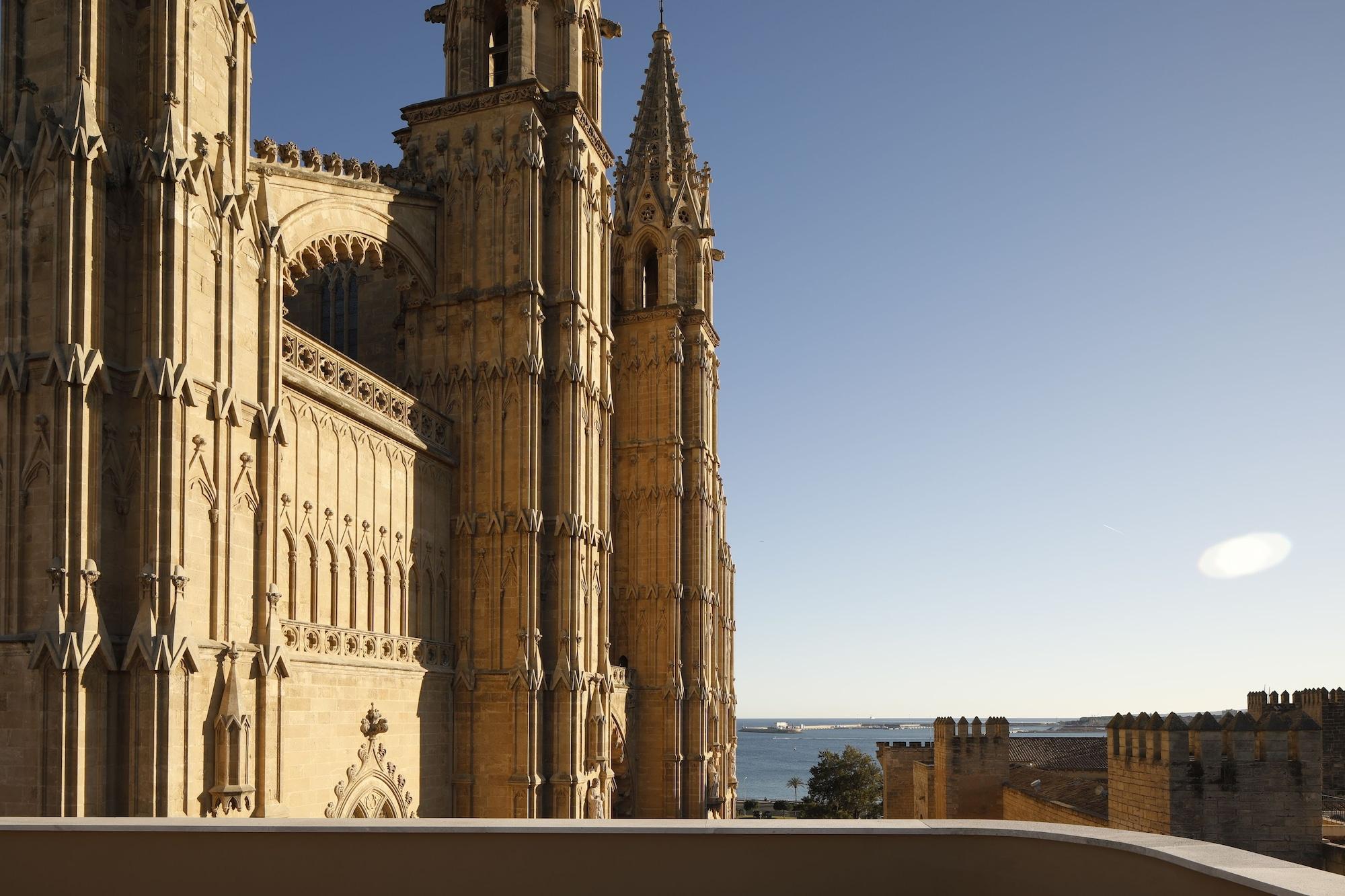 Varios Vila Damunt Suites