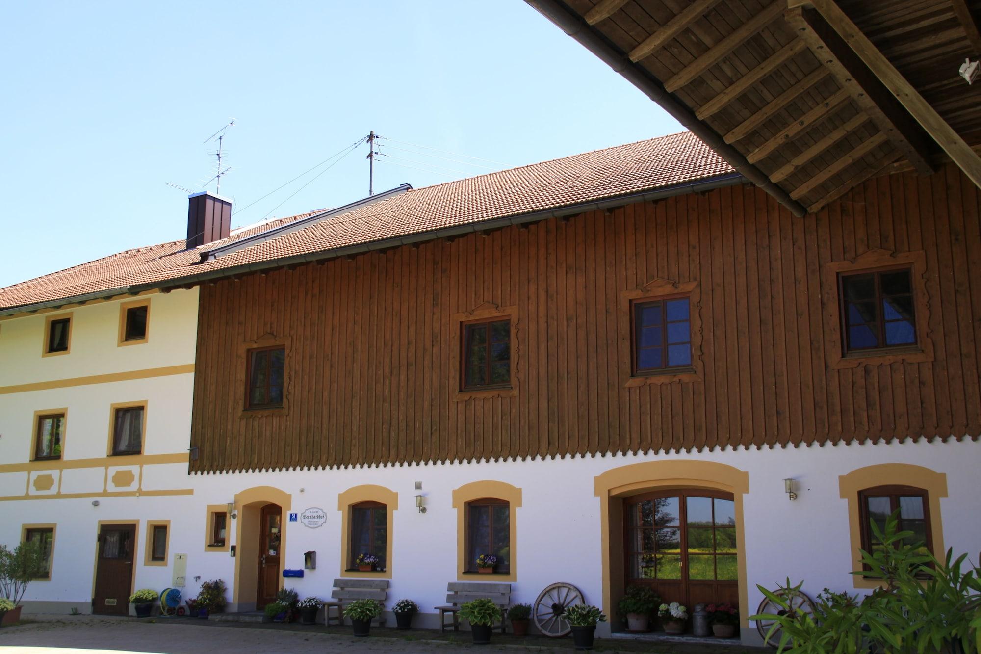Vista Exterior Pension Bernhardhof