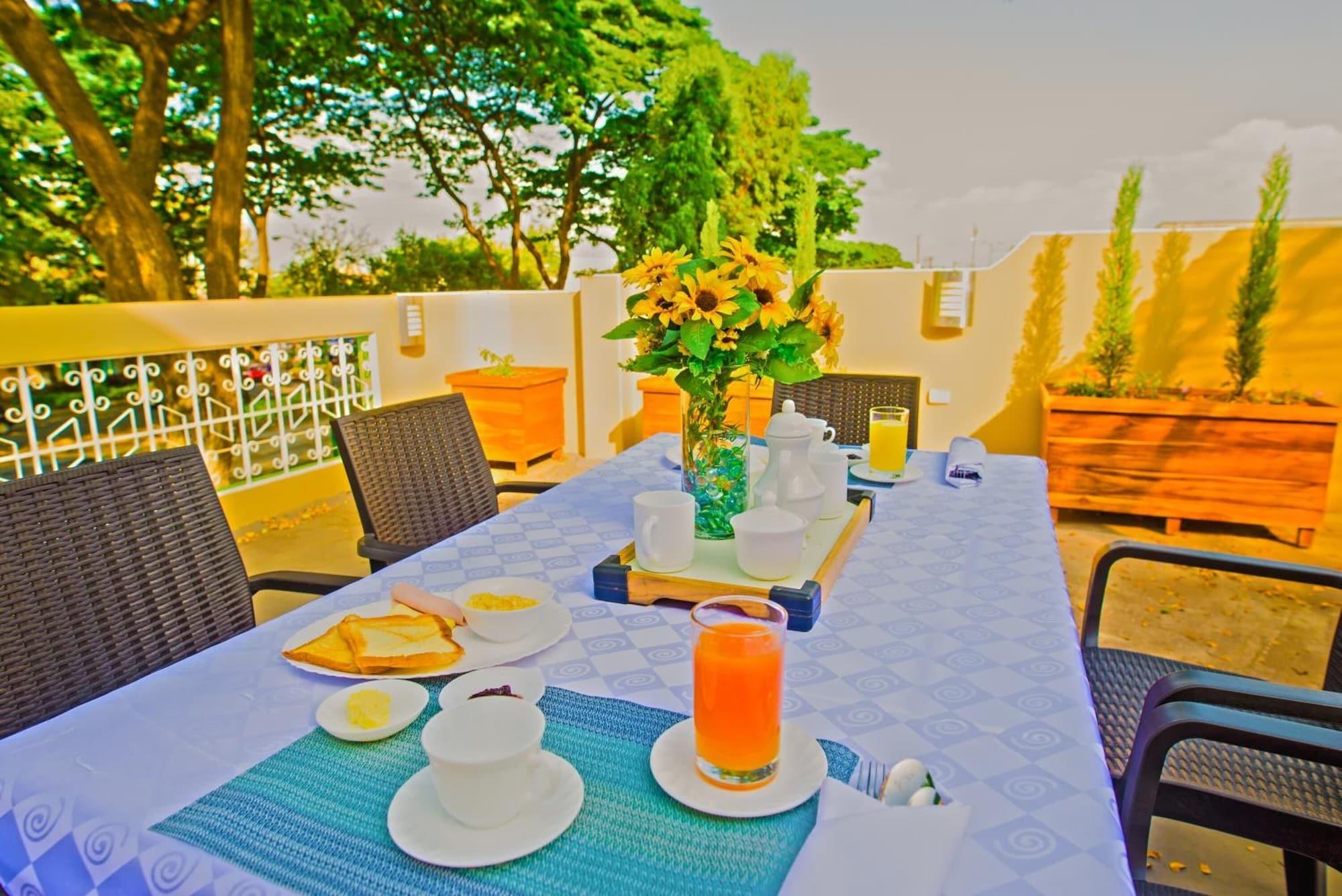 Restaurant North Star - Hostal Guayaquil