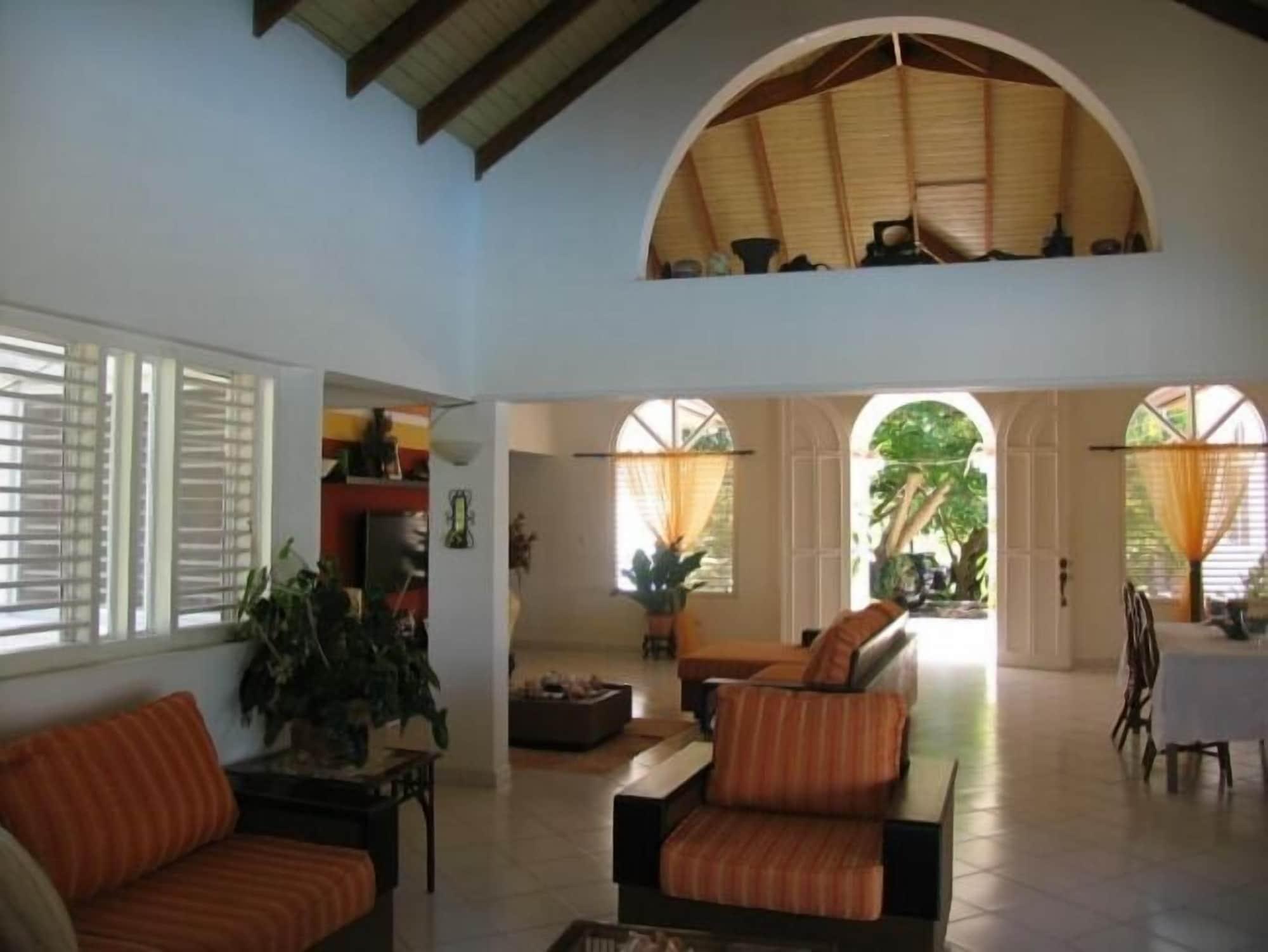 Vista Lobby VLC Guesthouse Sosua