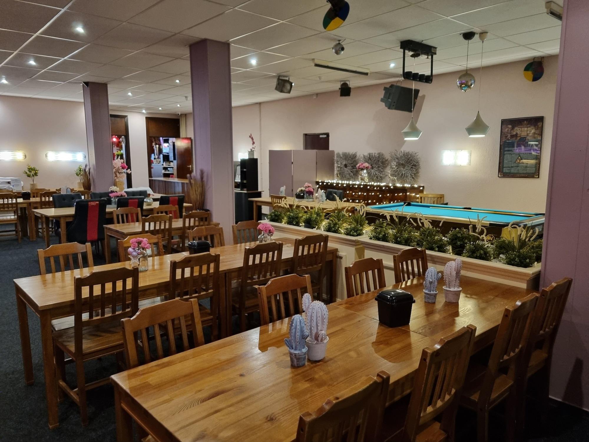 Vista Exterior Hotel Dupuis