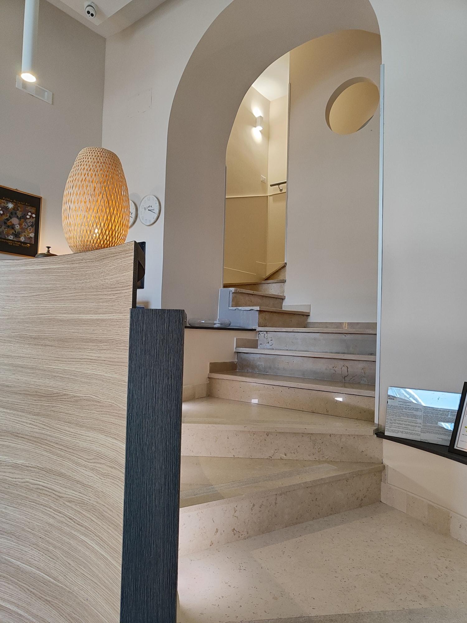 Vista Lobby Ideal City Walk