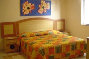 Alojamiento - Novo Roza Hotel