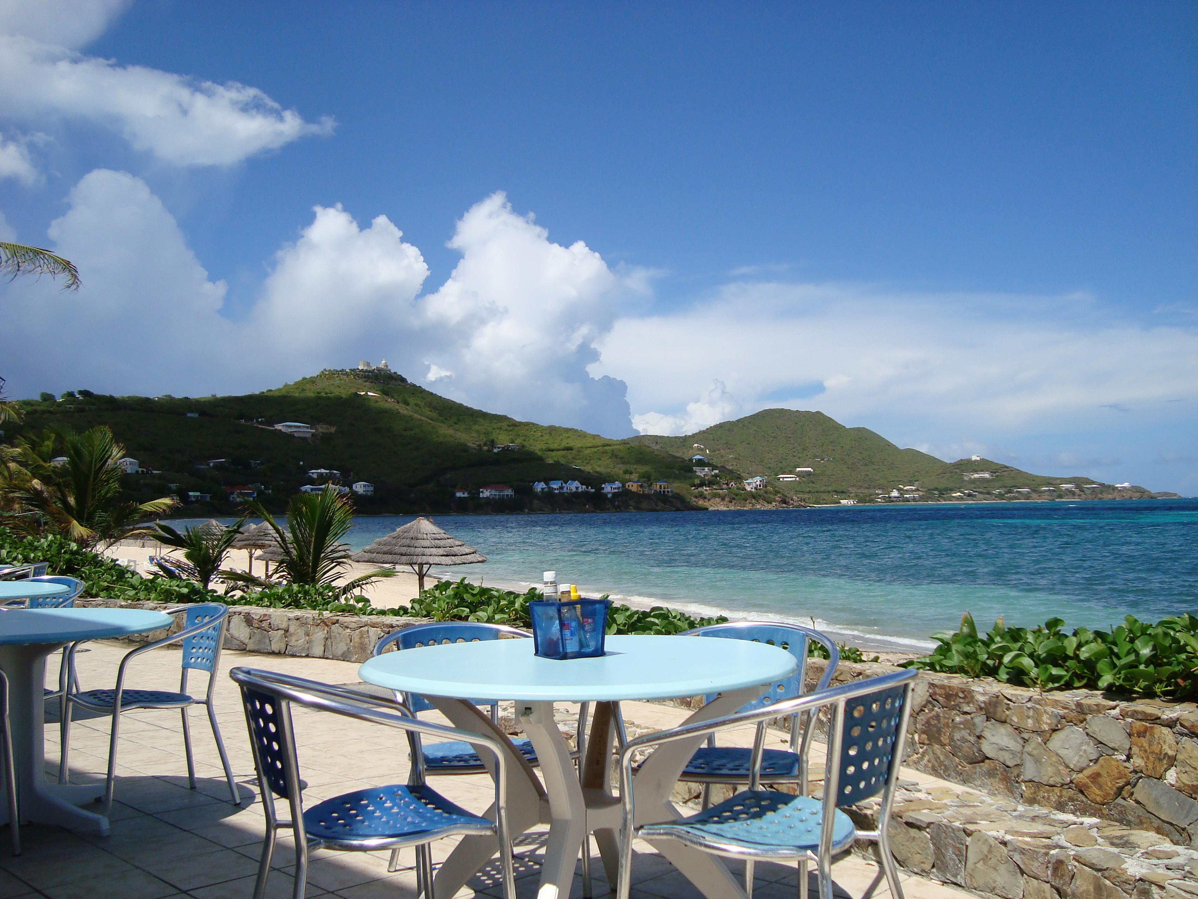 Vista Exterior Oceans at Divi Carina Bay