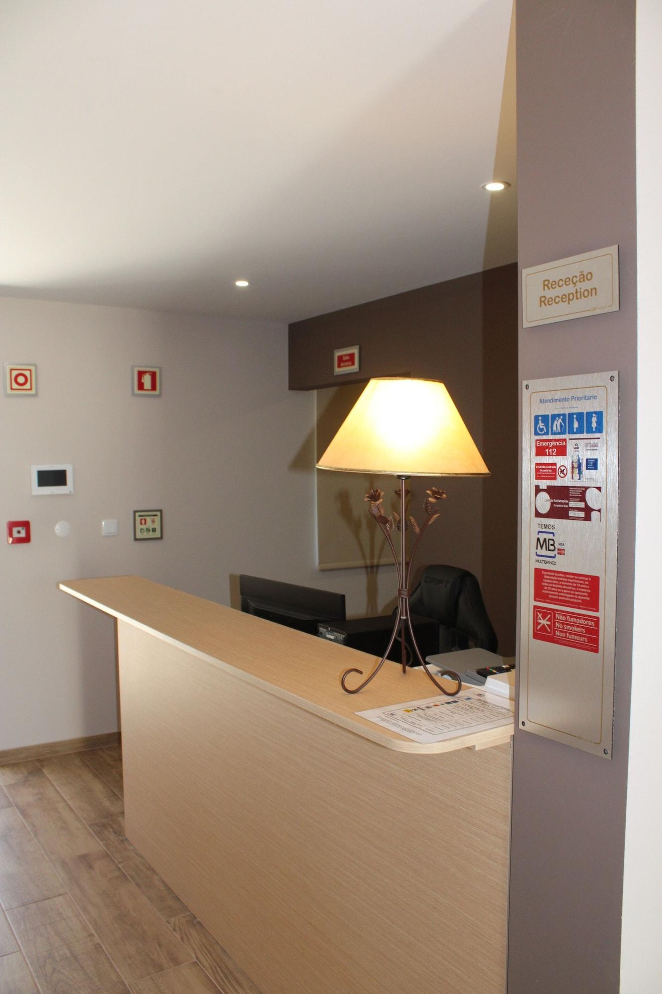 Vista Lobby Socalcos Do Douro House