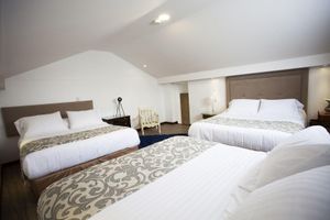 Alojamiento - Villa Ana Maria Cuenca