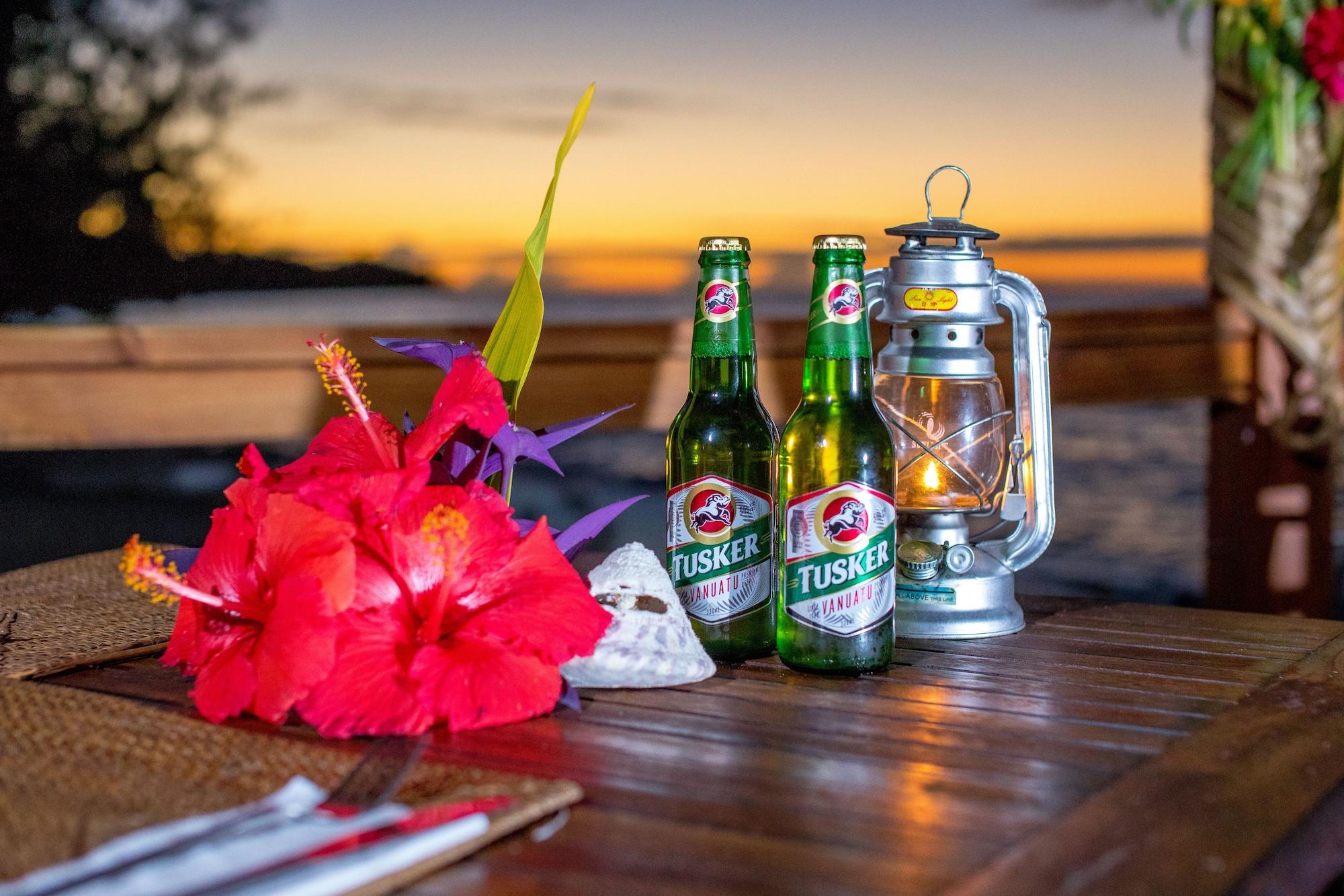 Bar/Salón Coco Beach Resort