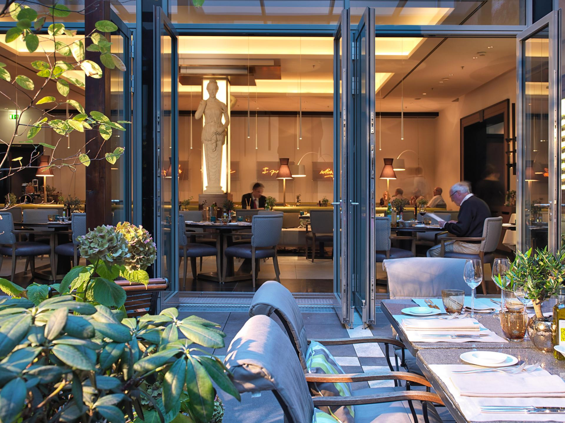 Varios Hotel de Rome