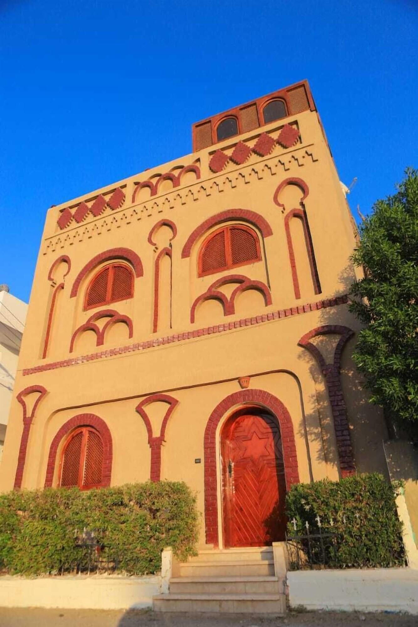 Varios Shahhat House