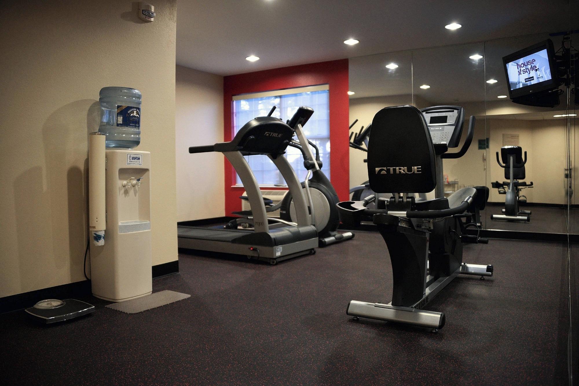 Gimnasio Towneplace Suites by Marriott East Lansing