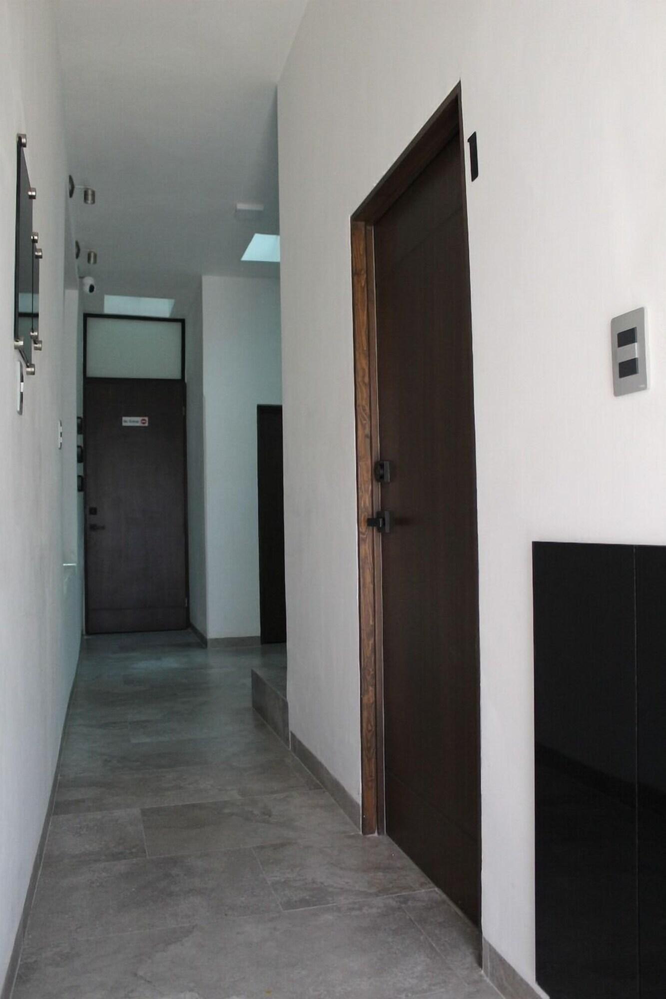 Vista Lobby La Casa Mia Leon