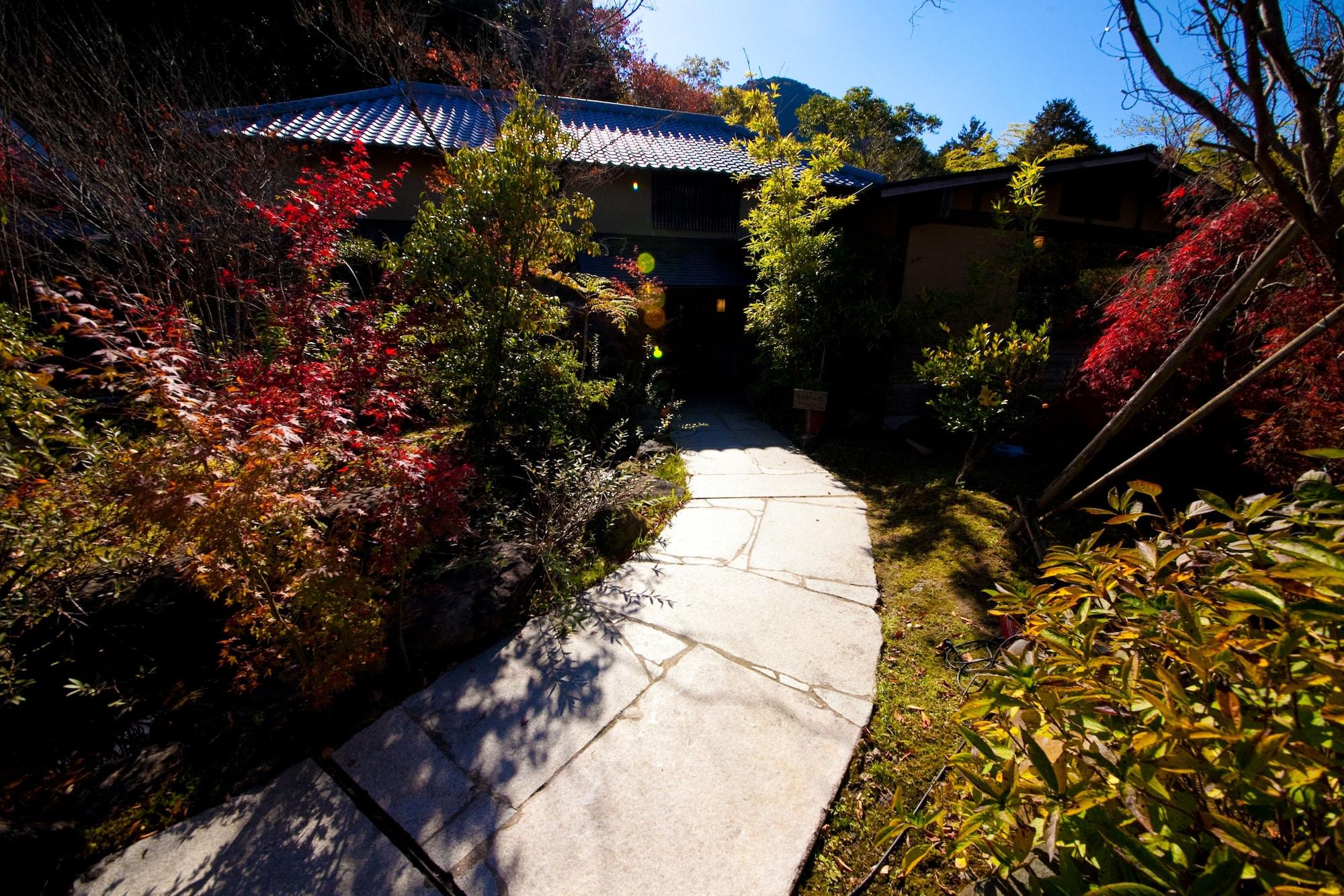 Vista Exterior Kogane Sansou