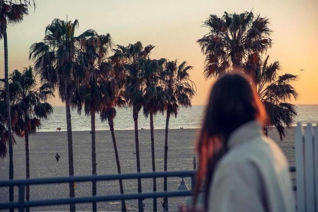 Playa Stay Open
