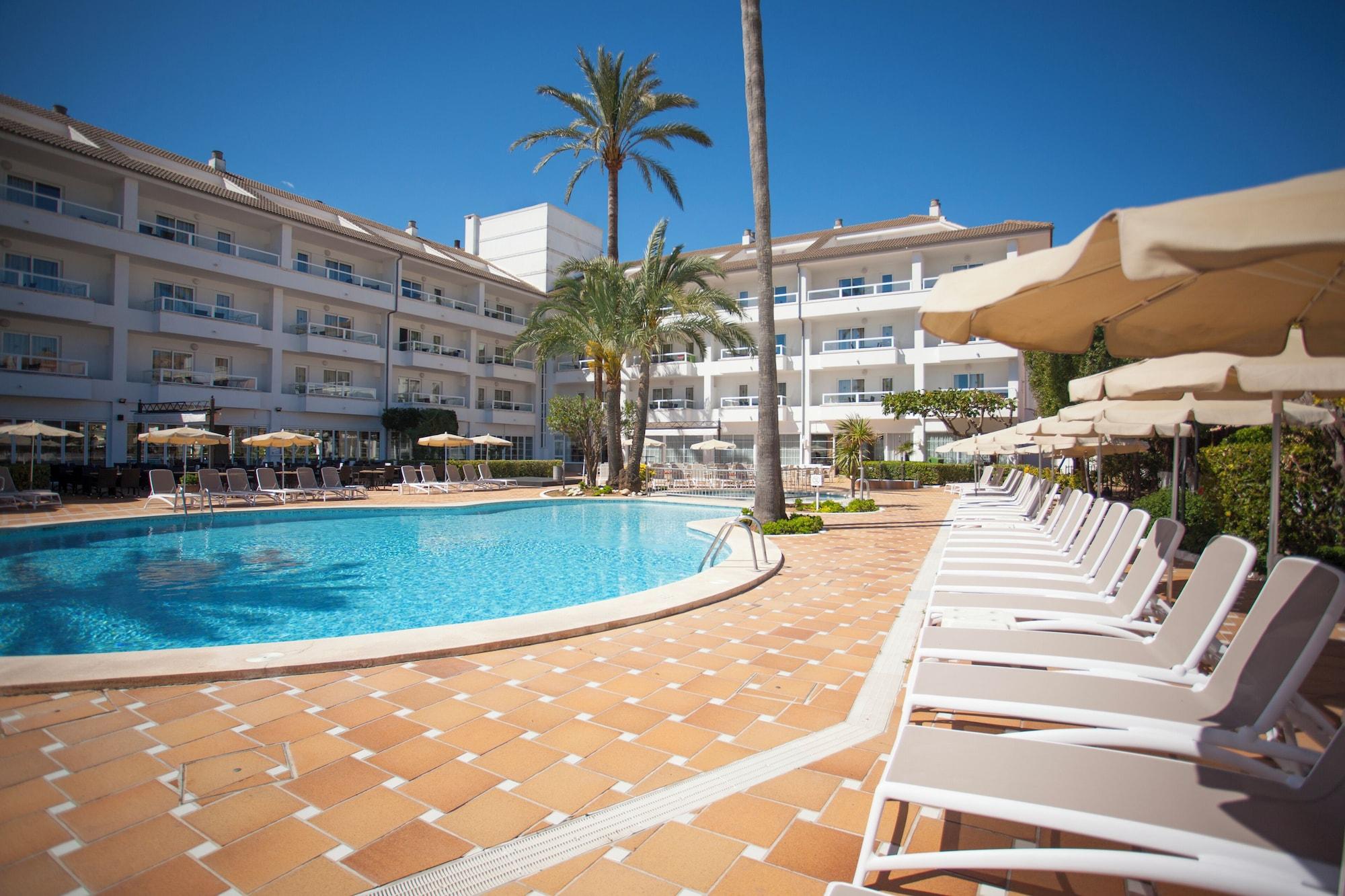 Vista Piscina Grupotel Alcudia Suite