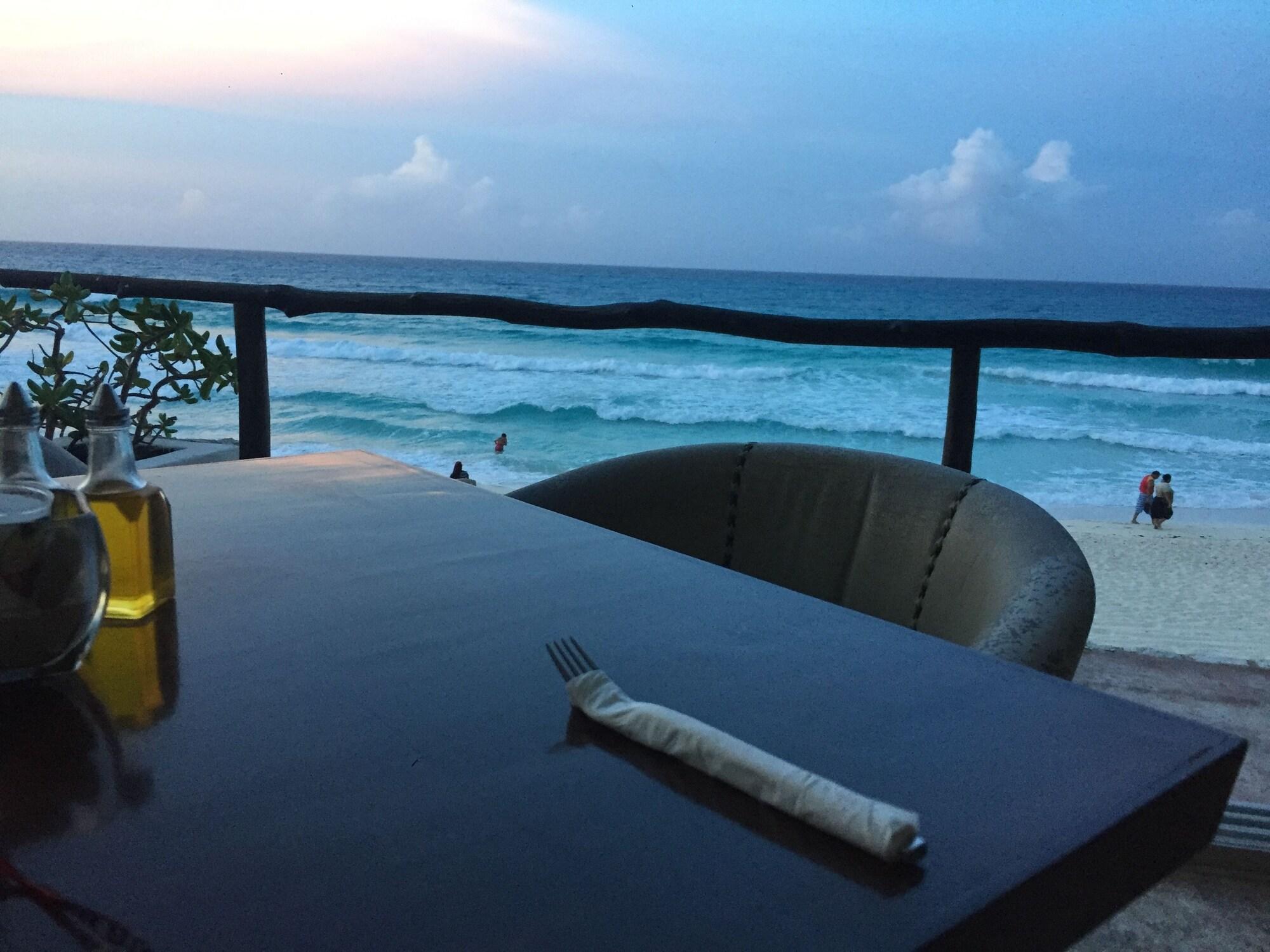 Restaurant Ocean View Apartments – Increíble