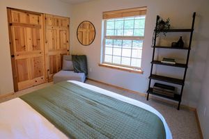 Alquiler Vacacional - River Rock Chalet - Hot Tub, Pets, EV Charger, Minutes to Stevens Pass