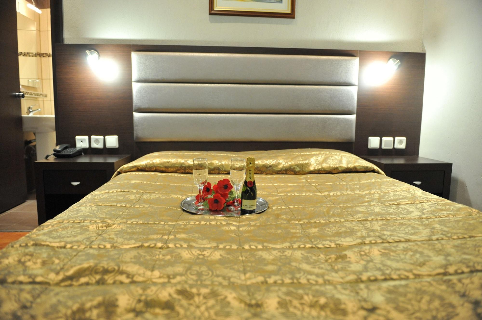 Set de Habitación Hotel Emporiko