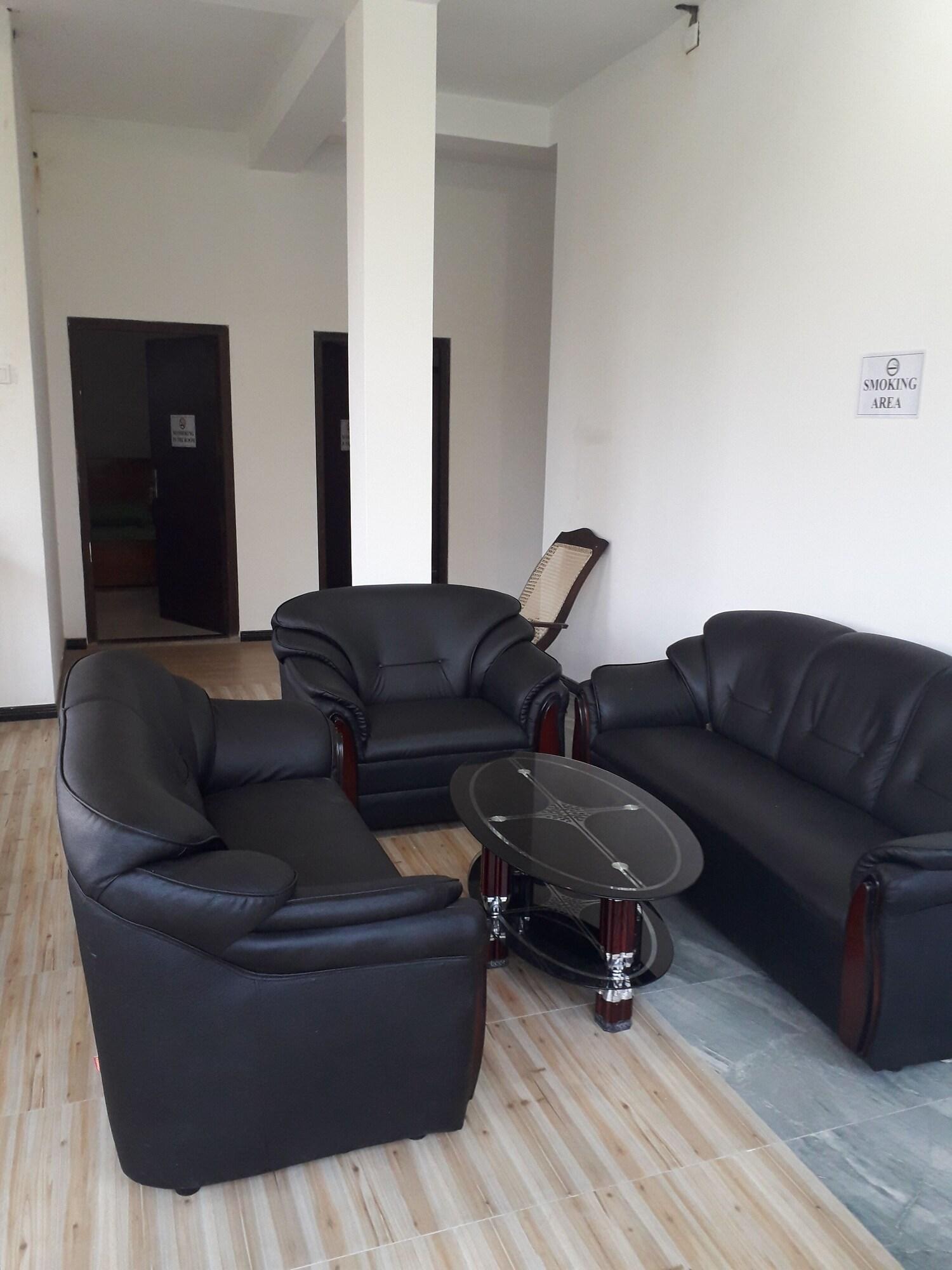 Vista Lobby Ravinvilla