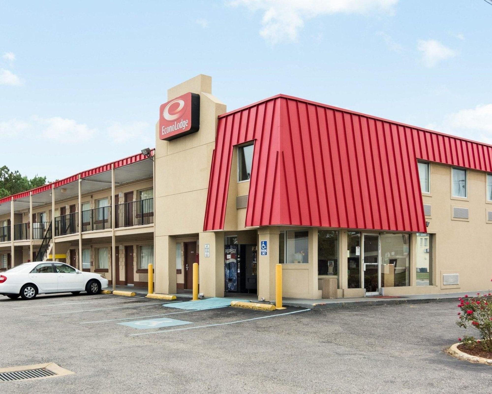 Vista Exterior Econo Lodge Town Center