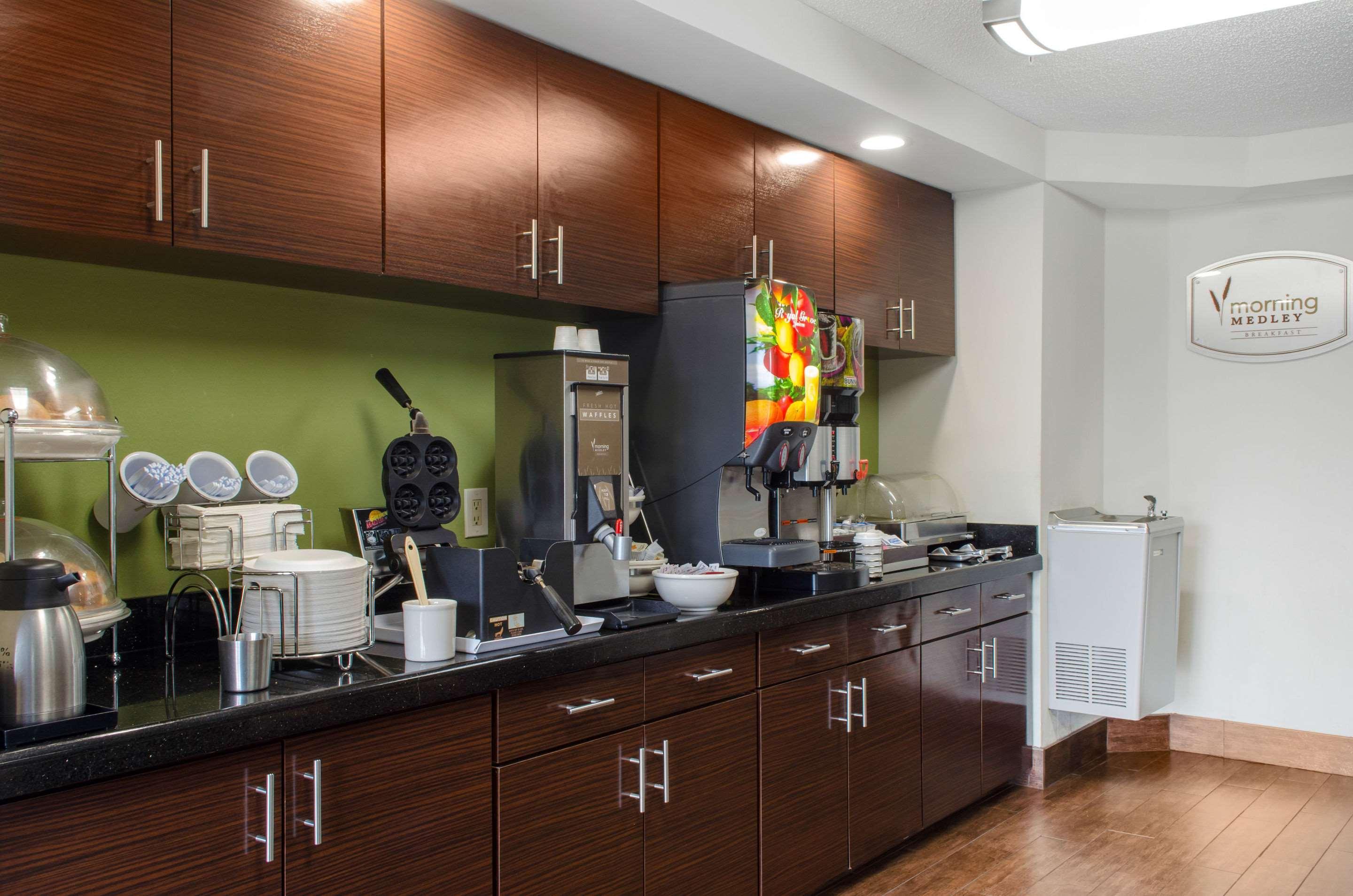 Restaurant Sleep Inn Baton Rouge East I-12