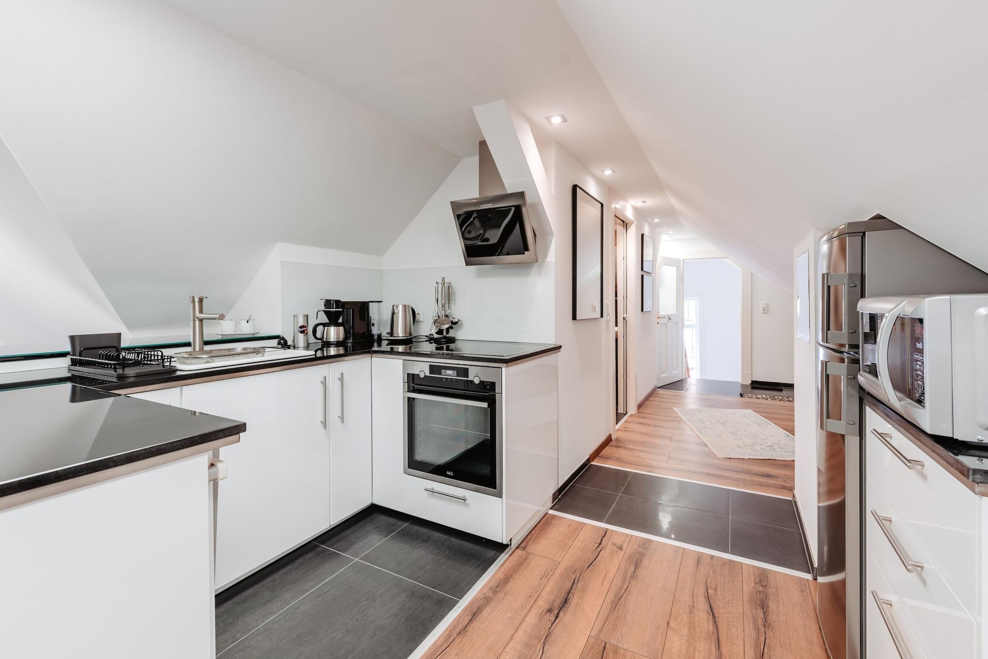 Equipamiento de Habitación First Wohnen GmbH