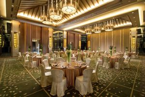 Alojamiento - Hilton Wuhan Optics Valley