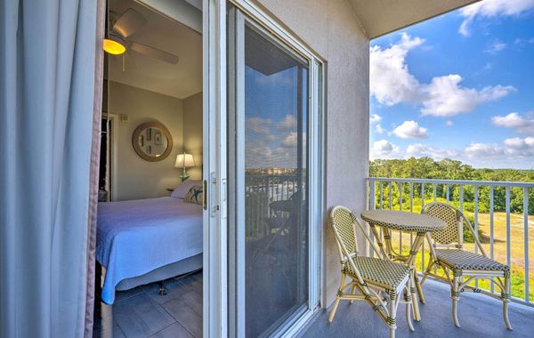 ~ 2 Mi to Disney & Universal: Orlando Resort Condo - Hoteles cerca de Walt Disney World en Orlando