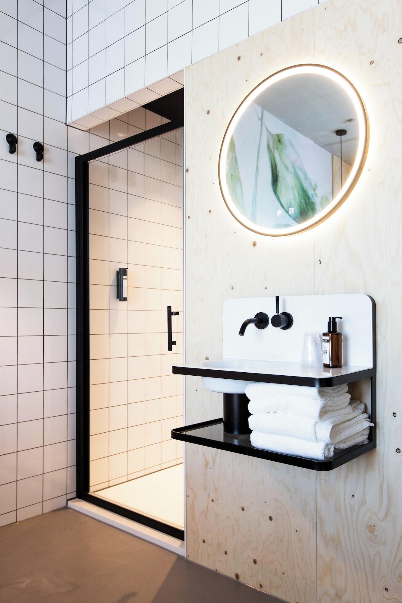 Equipamiento de Habitación The Urban Hotel Moloko