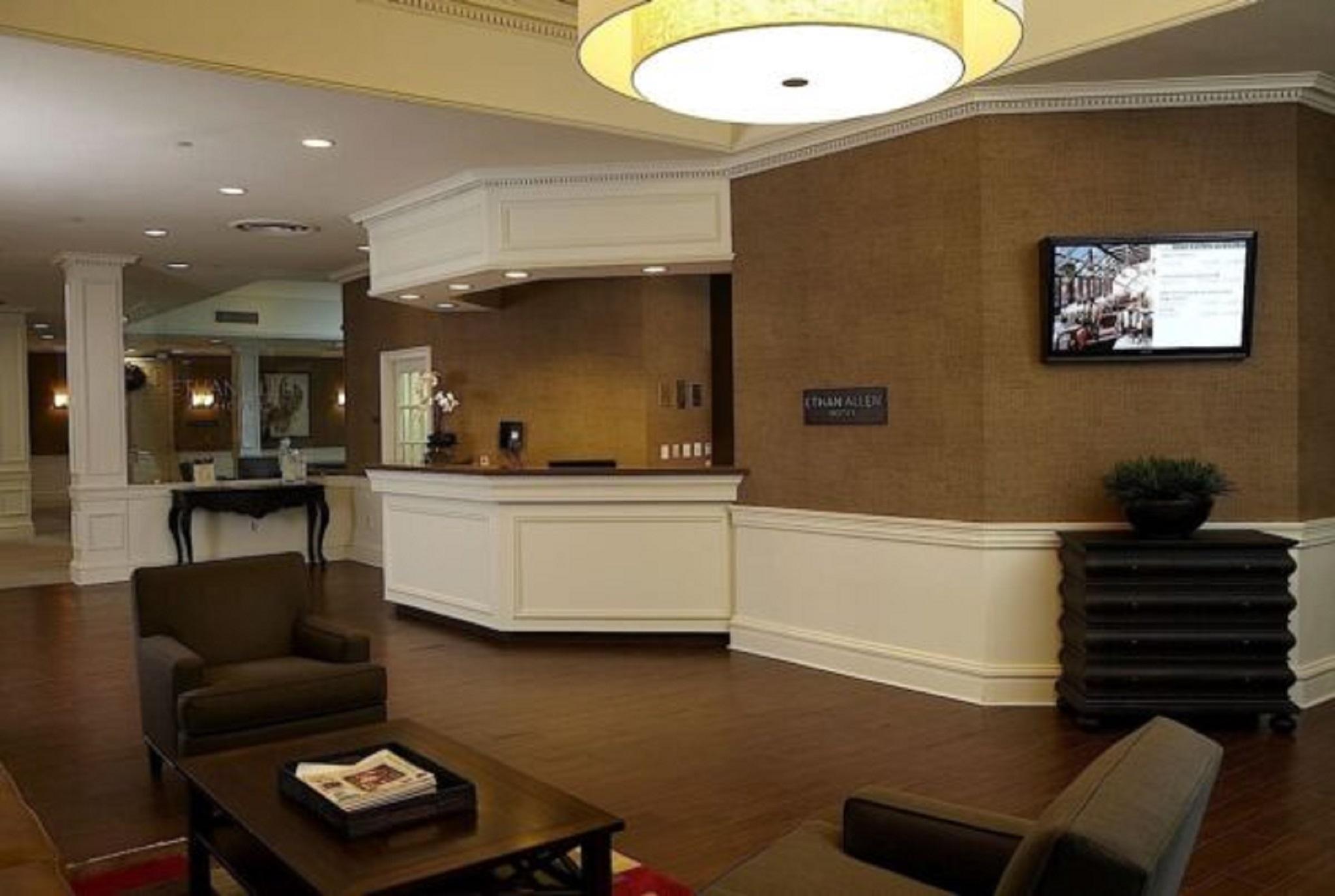 Vista Lobby Ethan Allen Hotel