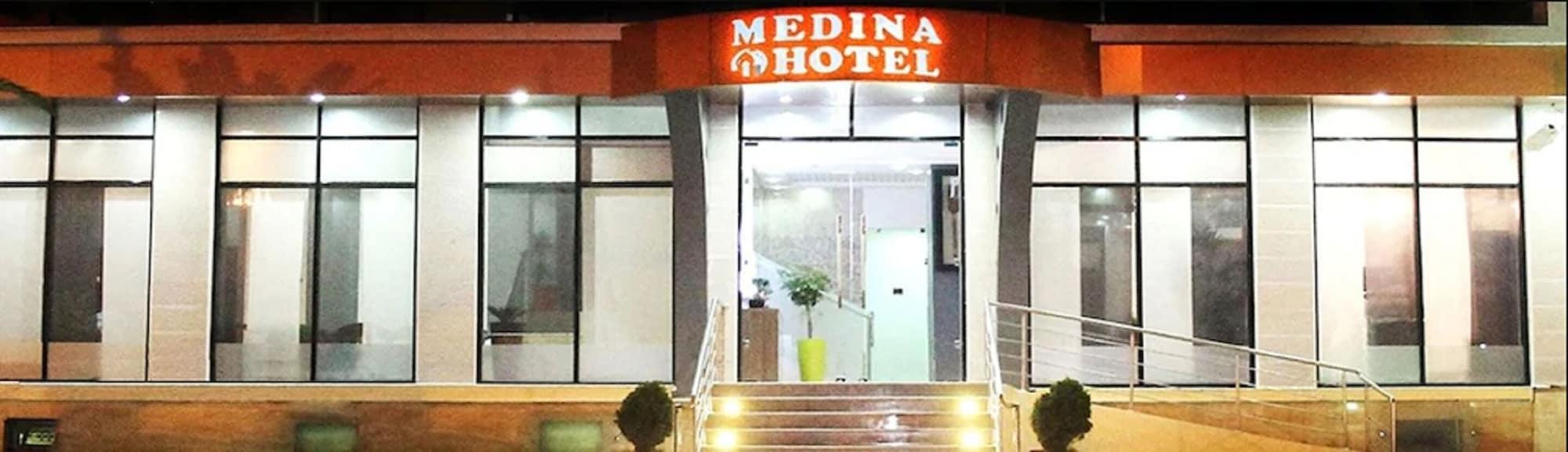 Varios Medina Hotel