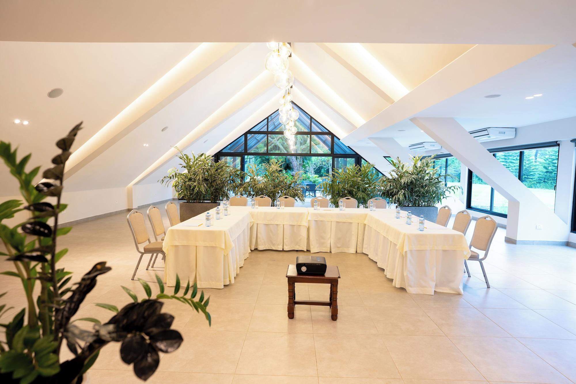Sala de Reuniones Hotel Pinar Dorado by Gran Jimenoa