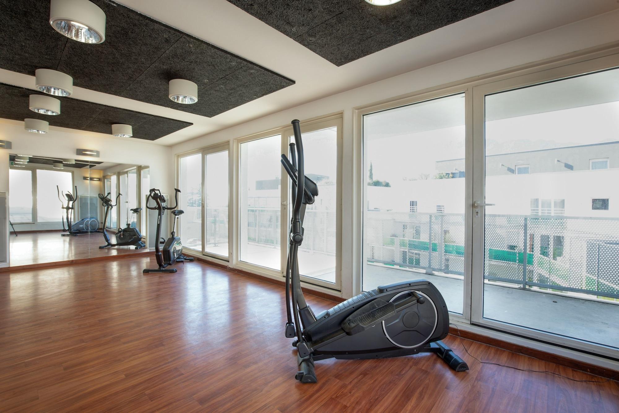 Gimnasio ResidHotel Azuréa