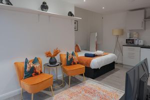 Alquiler Vacacional - Luxe Studio Apartment in Leicester City Center