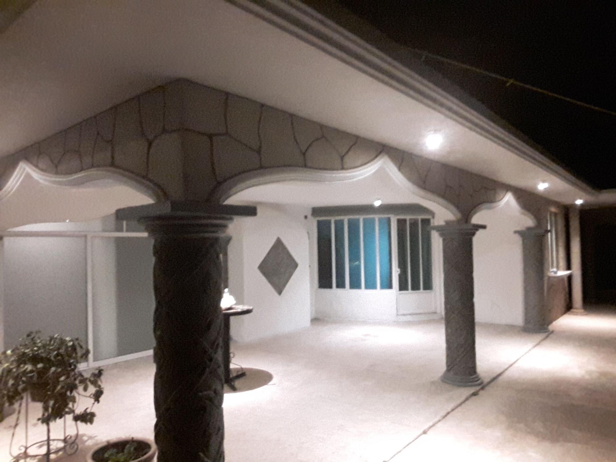 Vista Exterior Hotel Arabia