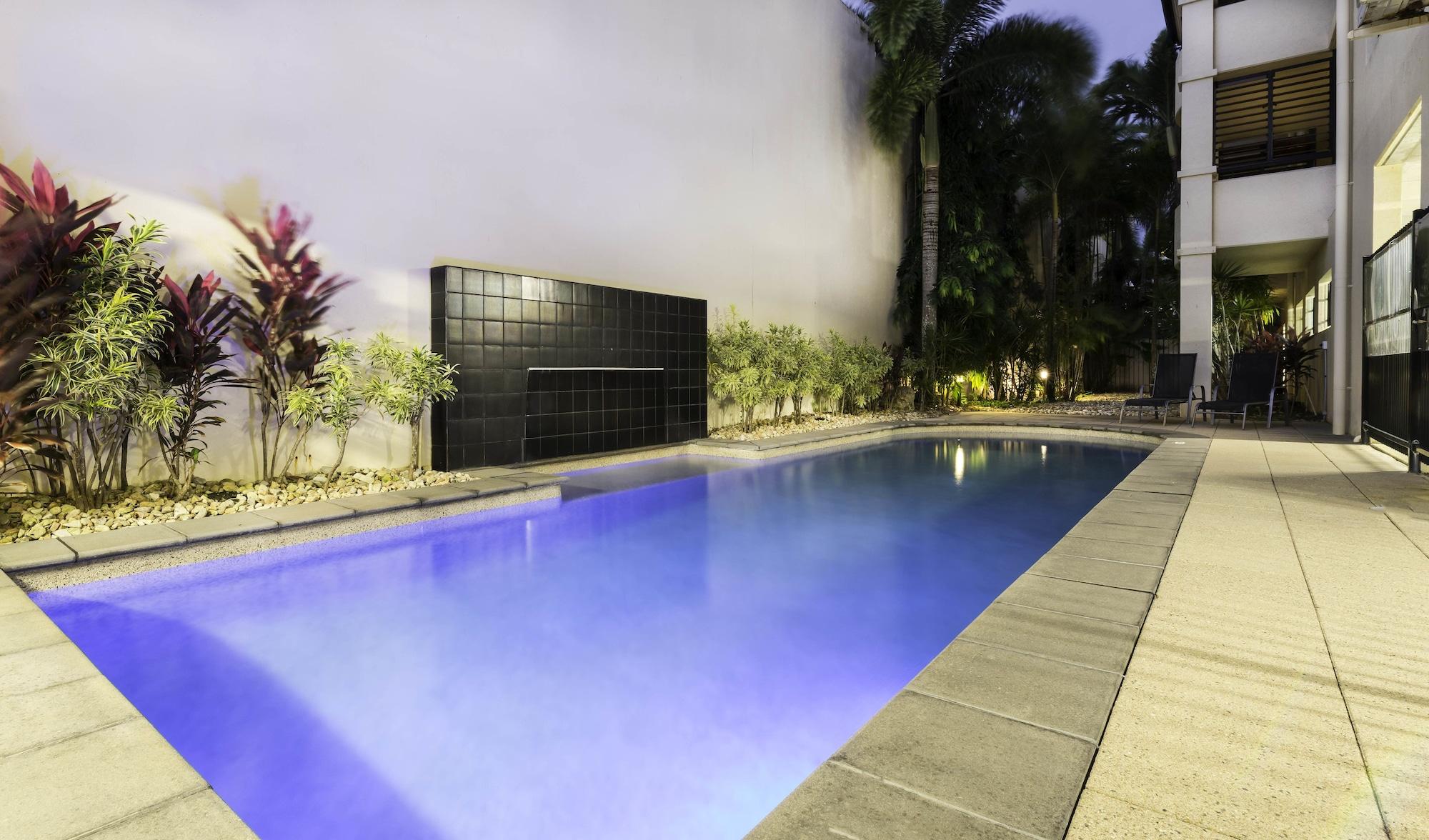Vista Piscina Cairns City Apartments