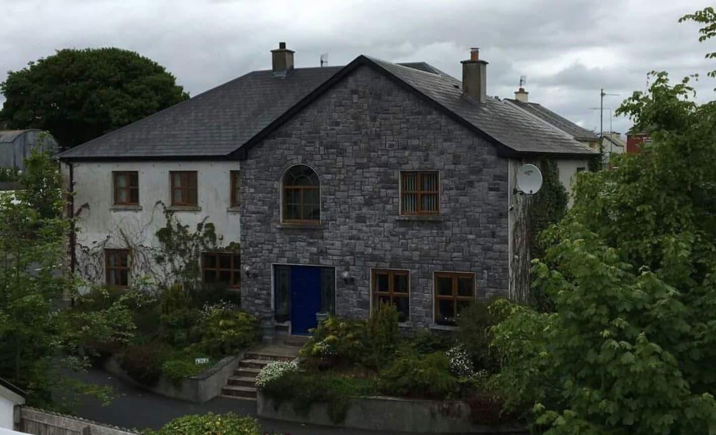 Varios Church View B&B