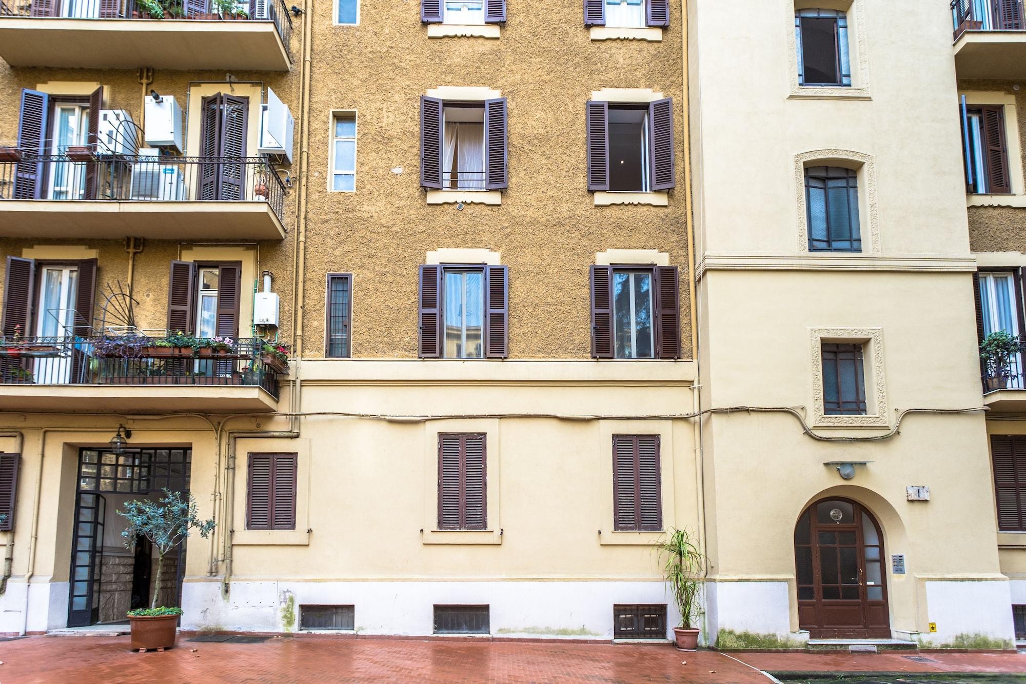 Vista Exterior BQ House Milizie Luxury Rooms