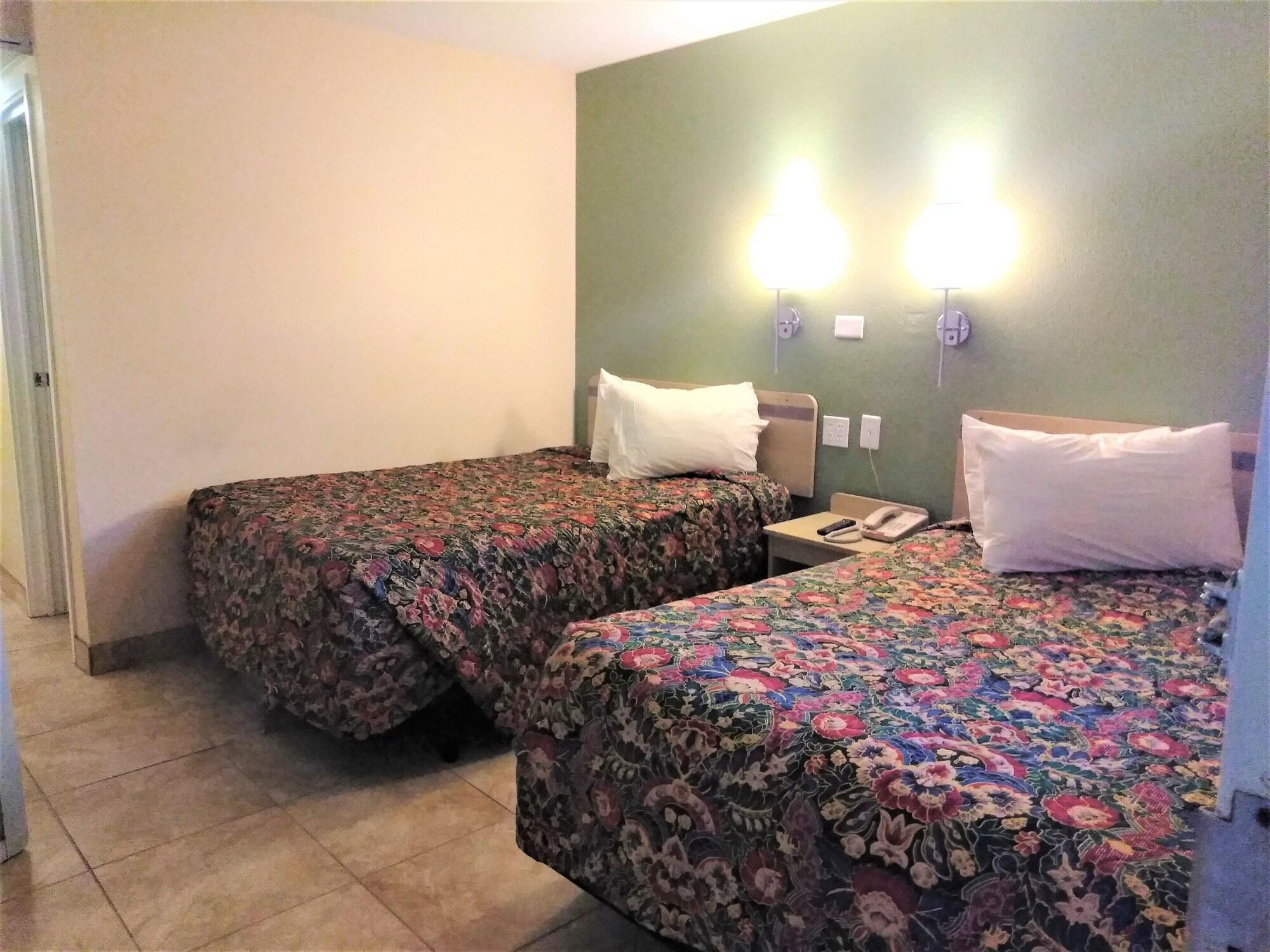 Varios Red Carpet Inn Jeffersonville