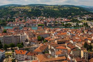 Actividad - Excursión a Vienne en tren
