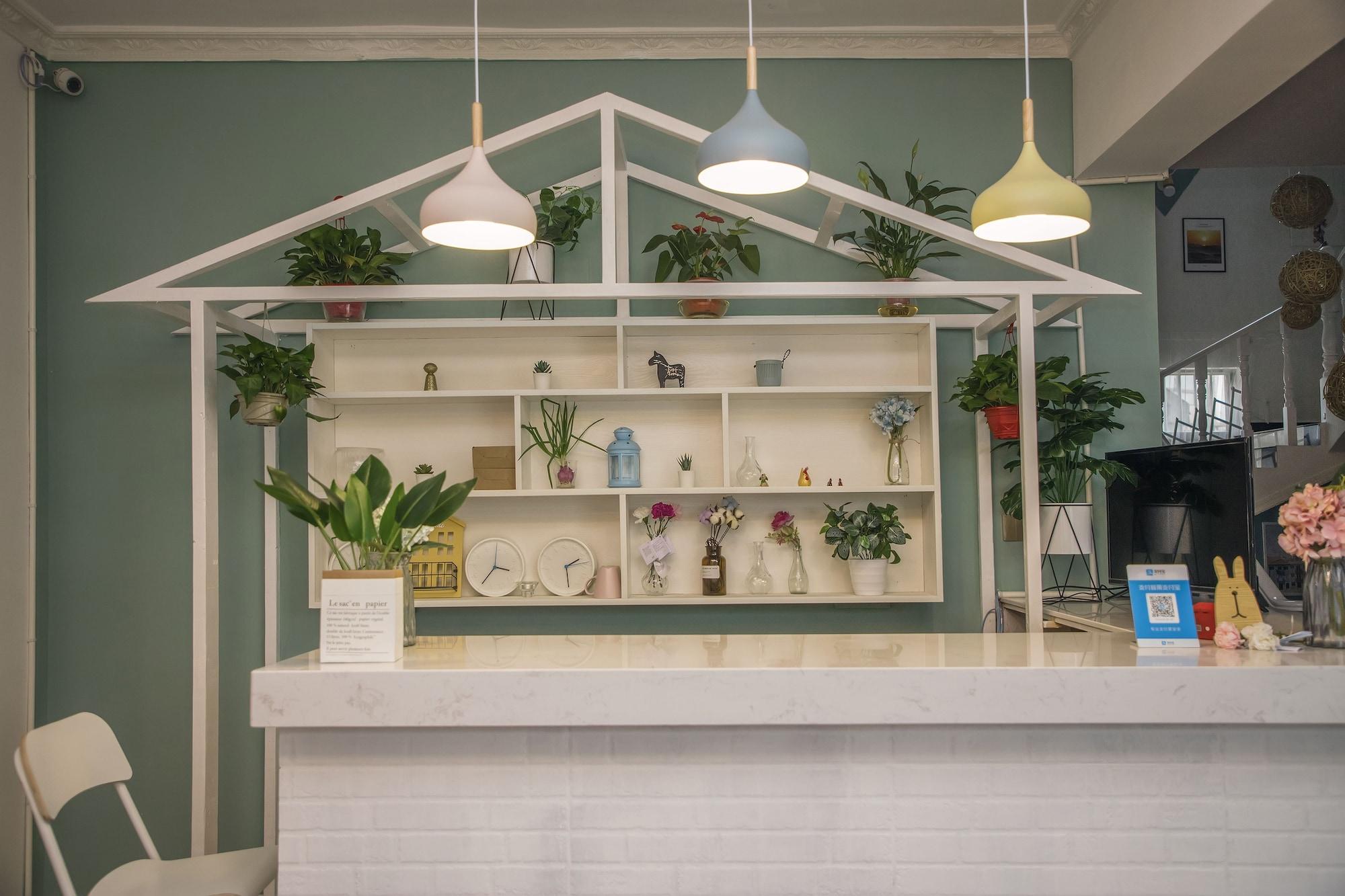 Varios Mingrentang Inn