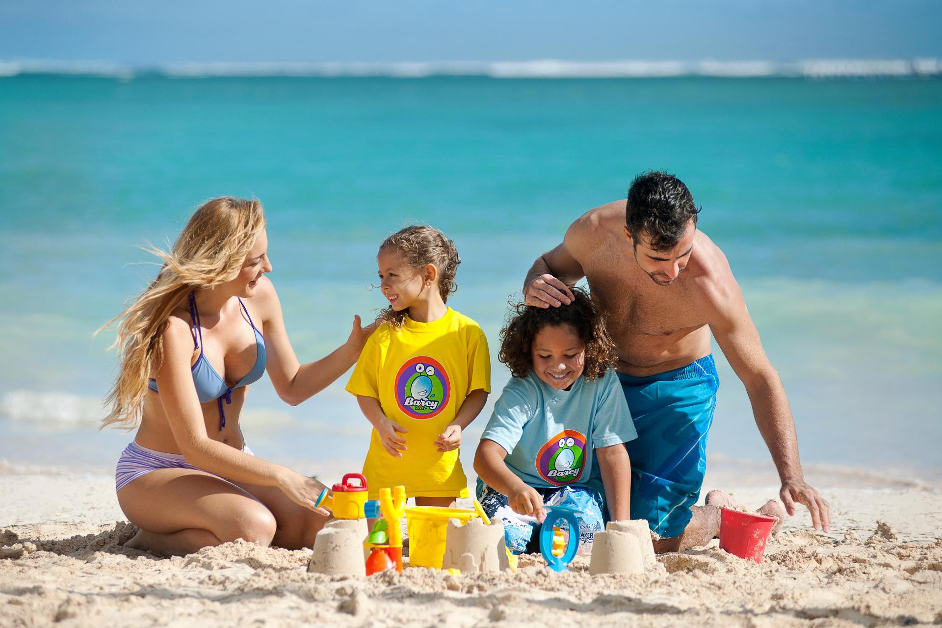 Vista Exterior Family Club at Barceló Bávaro Palace Deluxe